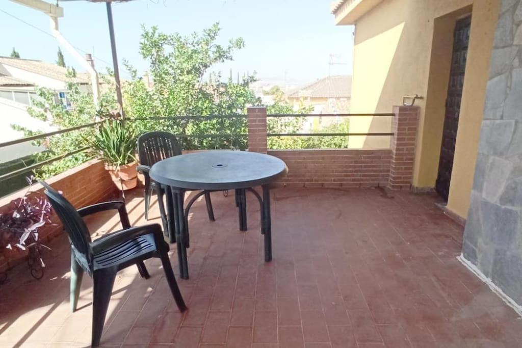 Casa Con Piscina Y Barbacoa A 3 Kilometros De La Alhambra Vila Huétor Vega Exterior foto