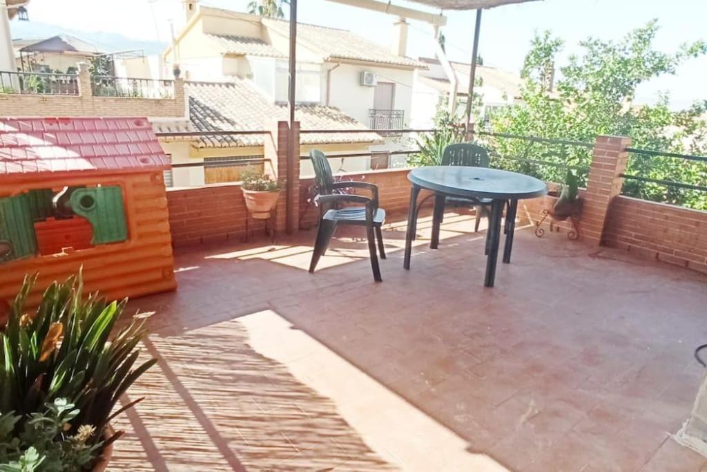 Casa Con Piscina Y Barbacoa A 3 Kilometros De La Alhambra Vila Huétor Vega Exterior foto